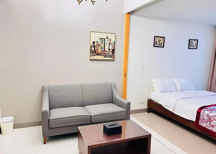 Apartment One Uptown （bgc） Manila