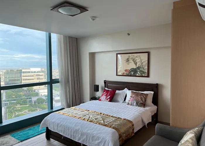 One Uptown （bgc）