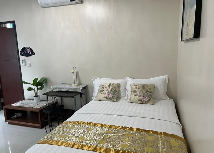 One Uptown （bgc） Apartment